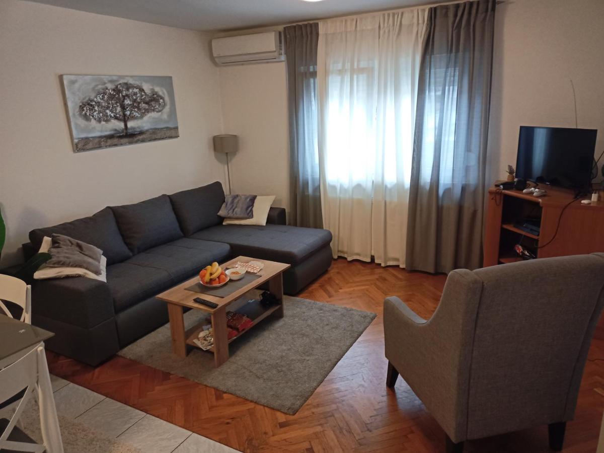 Apartman Mix Zagreb - Maksimir, Kbc Rebro, Free Parking Zewnętrze zdjęcie